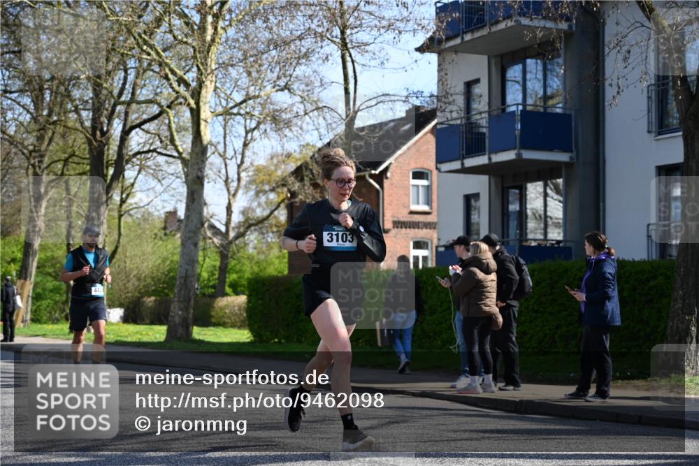 12.04.2026 - 45. Internationalen Wilhelmsburger Insellauf J. Mangold http://msf.ph/oto/9462098 12.04.2026 10:48:20 Ziel 4563, 4866, 2438, 3513, 2854, 2887, 3103, 4424, 3509, 4768, 3060, 3063, 2992, 2846, 3722, 4088, 4913, 4675, 3007, 4336, 3760, 3695, 5039, 2672, 4789, 4661, 5360, 5649, 2649, 2231, 3200 meine-sportfotos.de
