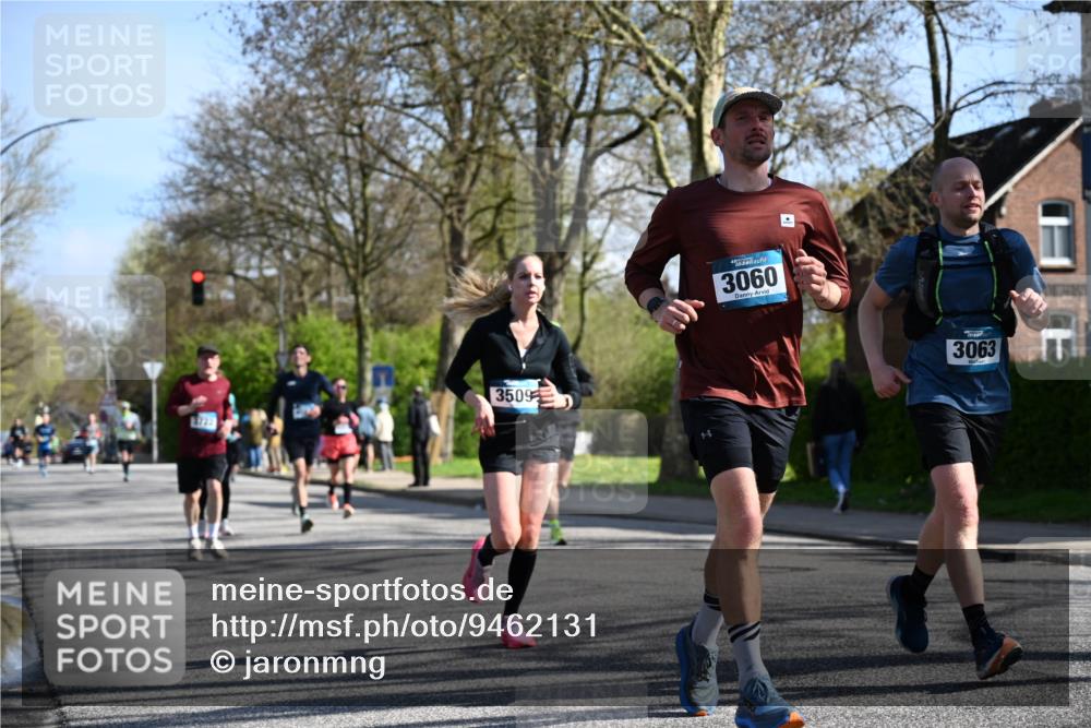 12.04.2026 - 45. Internationalen Wilhelmsburger Insellauf J. Mangold http://msf.ph/oto/9462131 12.04.2026 10:48:23 Ziel 2438, 3513, 2854, 2887, 3103, 4424, 3509, 4768, 3060, 3063, 2992, 2846, 3722, 4088, 4913, 4675, 3007, 3007, 4336, 3760, 3695, 5039, 2672, 4789, 4661, 5360, 5649, 2649, 2231, 3200, 4185, 2179 meine-sportfotos.de