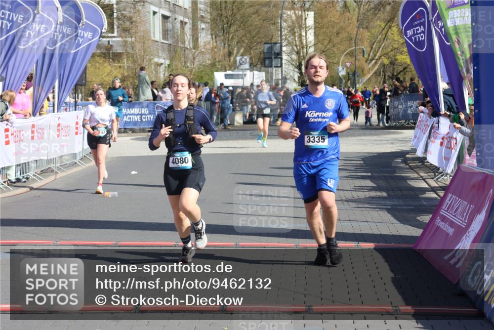 12.04.2026 - 45. Internationalen Wilhelmsburger Insellauf Strokosch-Dieckow http://msf.ph/oto/9462132 12.04.2026 11:10:23 Ziel 4080, 3335, 3833 meine-sportfotos.de