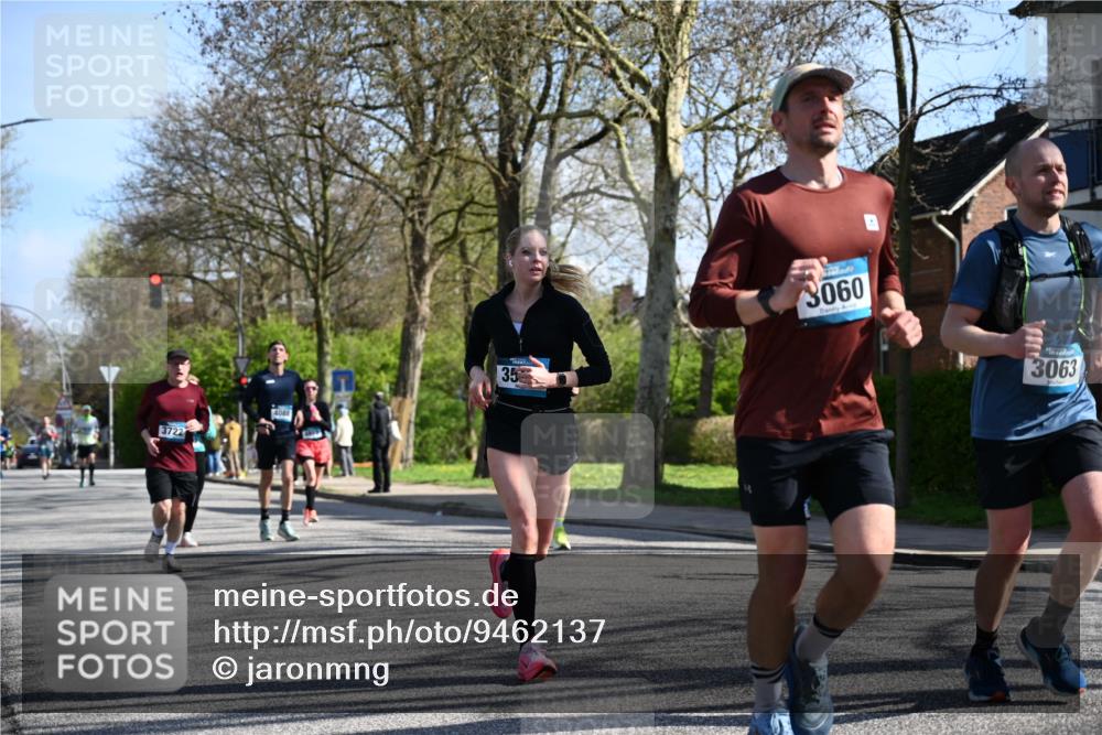 12.04.2026 - 45. Internationalen Wilhelmsburger Insellauf J. Mangold http://msf.ph/oto/9462137 12.04.2026 10:48:23 Ziel 2438, 3513, 2854, 2887, 3103, 4424, 3509, 4768, 3060, 3063, 2992, 2846, 3722, 4088, 4913, 4675, 3007, 3007, 4336, 3760, 3695, 5039, 2672, 4789, 4661, 5360, 5649, 2649, 2231, 3200, 4185, 2179 meine-sportfotos.de