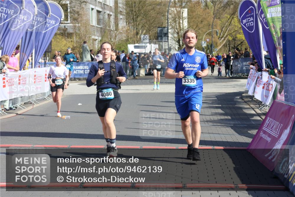 12.04.2026 - 45. Internationalen Wilhelmsburger Insellauf Strokosch-Dieckow http://msf.ph/oto/9462139 12.04.2026 11:10:23 Ziel 4080, 3335, 3833 meine-sportfotos.de