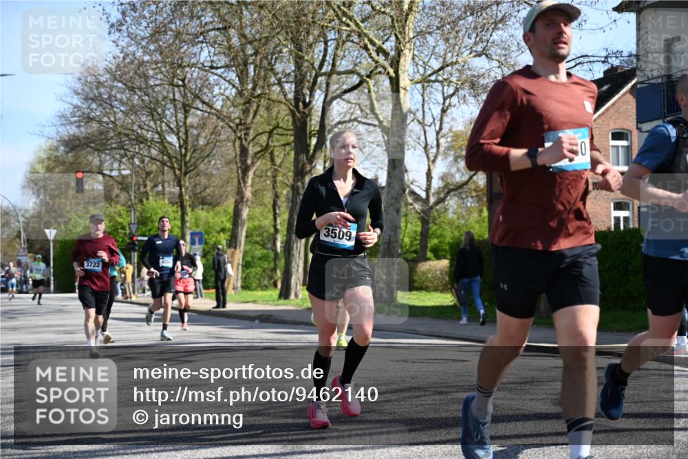 12.04.2026 - 45. Internationalen Wilhelmsburger Insellauf J. Mangold http://msf.ph/oto/9462140 12.04.2026 10:48:23 Ziel 2438, 3513, 2854, 2887, 3103, 4424, 3509, 4768, 3060, 3063, 2992, 2846, 3722, 4088, 4913, 4675, 3007, 3007, 4336, 3760, 3695, 5039, 2672, 4789, 4661, 5360, 5649, 2649, 2231, 3200, 4185, 2179 meine-sportfotos.de