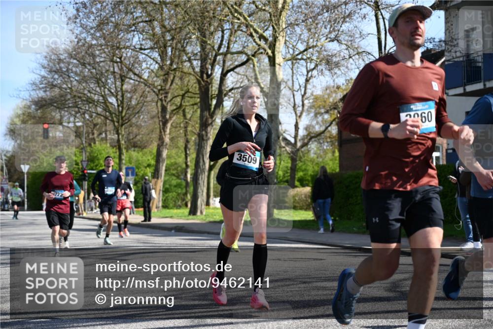12.04.2026 - 45. Internationalen Wilhelmsburger Insellauf J. Mangold http://msf.ph/oto/9462141 12.04.2026 10:48:23 Ziel 2438, 3513, 2854, 2887, 3103, 4424, 3509, 4768, 3060, 3063, 2992, 2846, 3722, 4088, 4913, 4675, 3007, 3007, 4336, 3760, 3695, 5039, 2672, 4789, 4661, 5360, 5649, 2649, 2231, 3200, 4185, 2179 meine-sportfotos.de