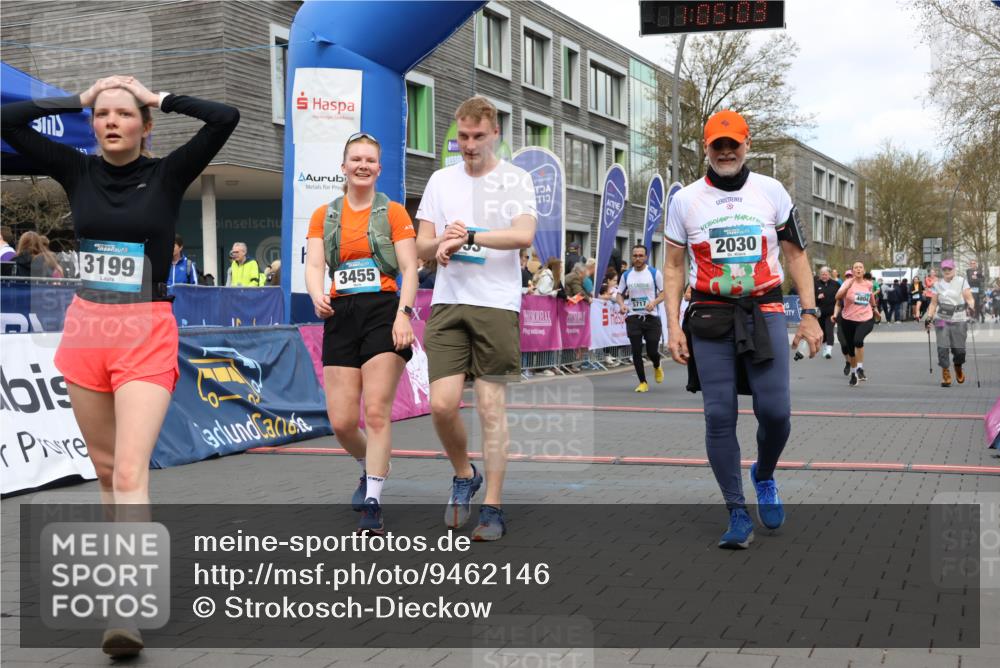 12.04.2026 - 45. Internationalen Wilhelmsburger Insellauf Strokosch-Dieckow http://msf.ph/oto/9462146 12.04.2026 13:18:02 Ziel 2030, 3199, 3453, 3455, 4194, 5717, 4804, 3604 meine-sportfotos.de