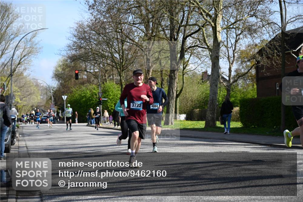 12.04.2026 - 45. Internationalen Wilhelmsburger Insellauf J. Mangold http://msf.ph/oto/9462160 12.04.2026 10:48:25 Ziel 2438, 3513, 2854, 2887, 3103, 4424, 3509, 4768, 3060, 3063, 2992, 2846, 3722, 4088, 4913, 4675, 3007, 4336, 3760, 3695, 5039, 2672, 3695, 5039, 2672, 4789, 4661, 5360, 5649, 2649, 2231, 3200, 4185, 2179 meine-sportfotos.de