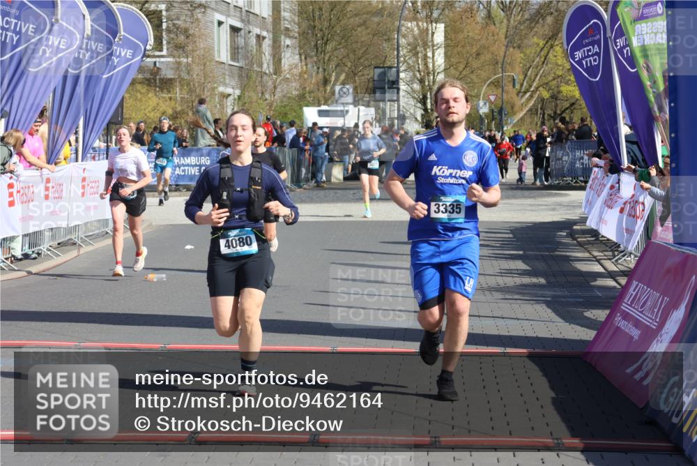 12.04.2026 - 45. Internationalen Wilhelmsburger Insellauf Strokosch-Dieckow http://msf.ph/oto/9462164 12.04.2026 11:10:23 Ziel 4080, 3335, 3833 meine-sportfotos.de