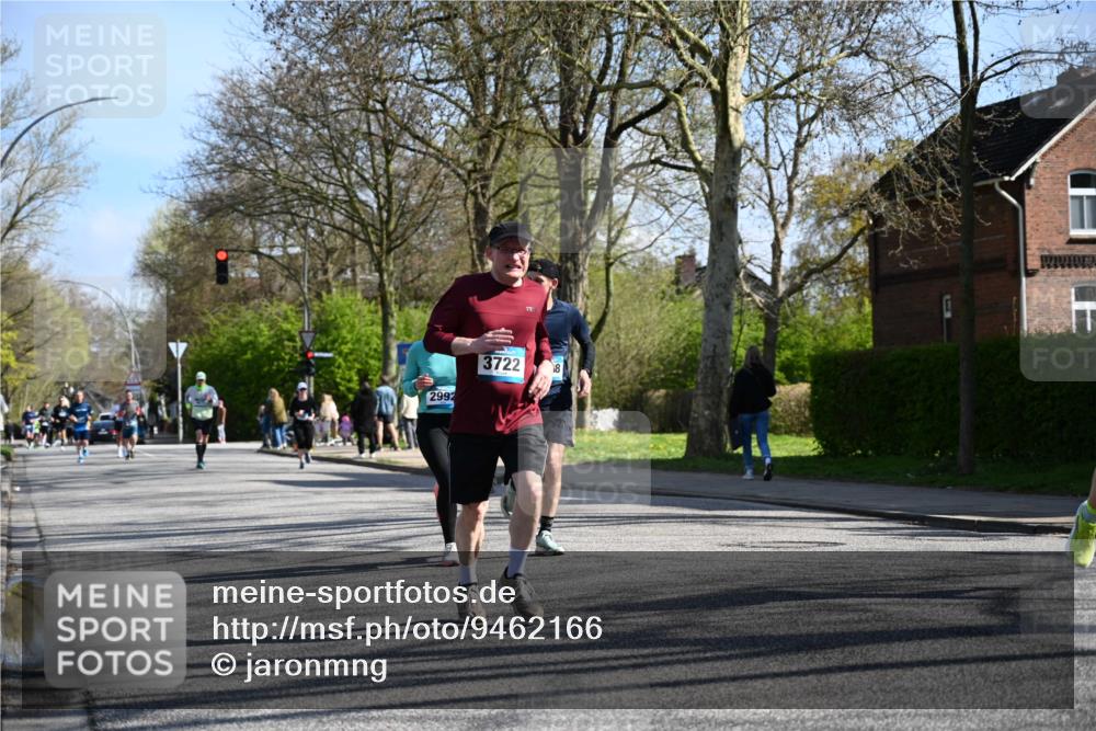 12.04.2026 - 45. Internationalen Wilhelmsburger Insellauf J. Mangold http://msf.ph/oto/9462166 12.04.2026 10:48:25 Ziel 2438, 3513, 2854, 2887, 3103, 4424, 3509, 4768, 3060, 3063, 2992, 2846, 3722, 4088, 4913, 4675, 3007, 4336, 3760, 3695, 5039, 2672, 3695, 5039, 2672, 4789, 4661, 5360, 5649, 2649, 2231, 3200, 4185, 2179 meine-sportfotos.de