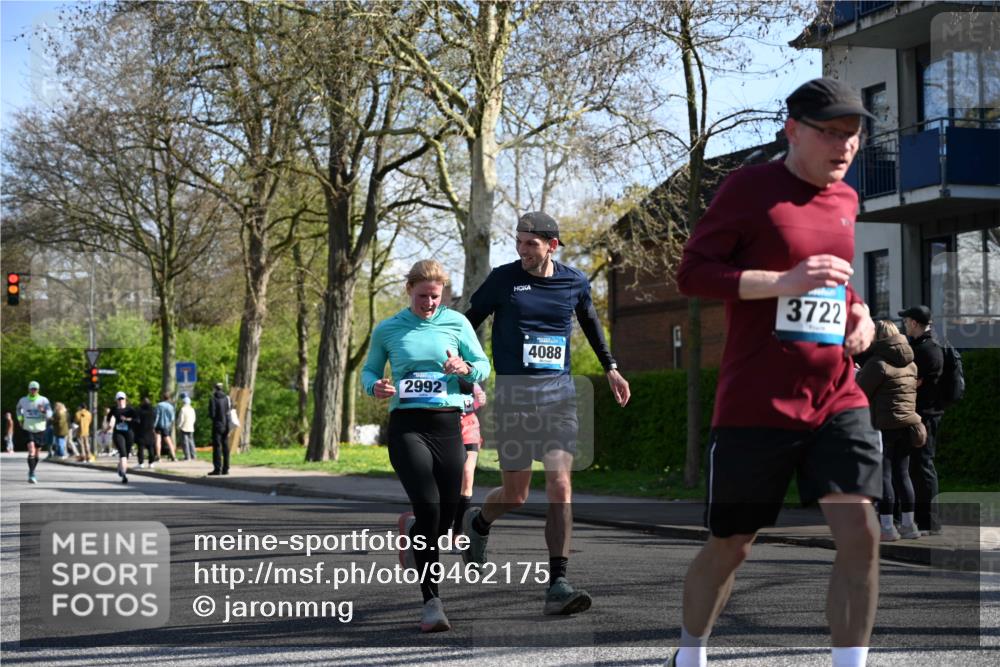 12.04.2026 - 45. Internationalen Wilhelmsburger Insellauf J. Mangold http://msf.ph/oto/9462175 12.04.2026 10:48:27 Ziel 2854, 2887, 3103, 4424, 3509, 4768, 3060, 3063, 2992, 2846, 3722, 4088, 4913, 4675, 3007, 4336, 3760, 3695, 5039, 2672, 4789, 4789, 4661, 5360, 5649, 2649, 2231, 3200, 4185, 2179 meine-sportfotos.de