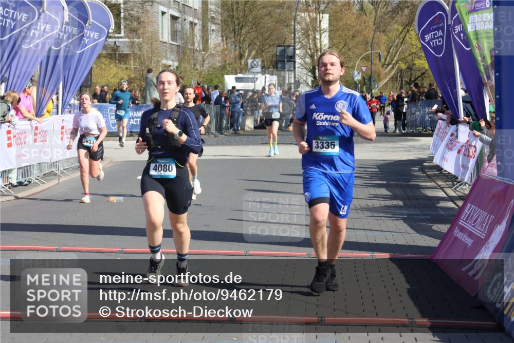 12.04.2026 - 45. Internationalen Wilhelmsburger Insellauf Strokosch-Dieckow http://msf.ph/oto/9462179 12.04.2026 11:10:23 Ziel 4080, 3335, 3833 meine-sportfotos.de
