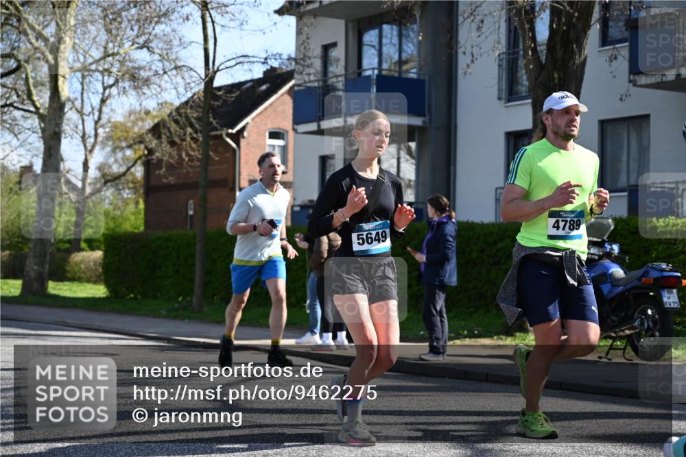 12.04.2026 - 45. Internationalen Wilhelmsburger Insellauf J. Mangold http://msf.ph/oto/9462275 12.04.2026 10:48:54 Ziel 4336, 3760, 3695, 5039, 2672, 4789, 4661, 5360, 5649, 2649, 2231, 3200, 4185, 2179, 3427, 2635, 2732, 2371, 3363, 2661, 4715, 2392 meine-sportfotos.de