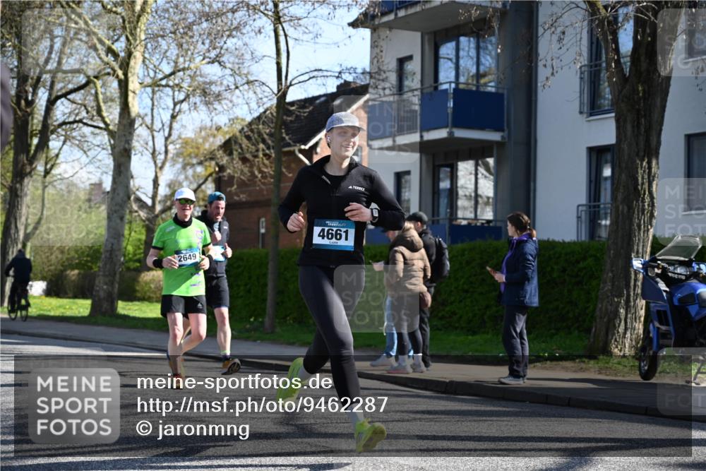 12.04.2026 - 45. Internationalen Wilhelmsburger Insellauf J. Mangold http://msf.ph/oto/9462287 12.04.2026 10:48:55 Ziel 4336, 3760, 3695, 5039, 2672, 4789, 4661, 5360, 5649, 2649, 2231, 3200, 4185, 2179, 3427, 2635, 2732, 2371, 3363, 2661, 4715, 2392 meine-sportfotos.de