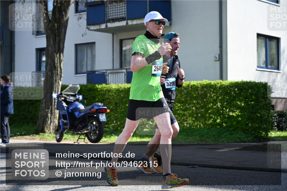 12.04.2026 - 45. Internationalen Wilhelmsburger Insellauf J. Mangold http://msf.ph/oto/9462315 12.04.2026 10:48:58 Ziel 4336, 3760, 3695, 5039, 2672, 4789, 4661, 5360, 5649, 2649, 2231, 3200, 4185, 2179, 3427, 2635, 2732, 2371, 3363, 2661, 2661, 4715, 2392, 3036, 2048, 3357 meine-sportfotos.de