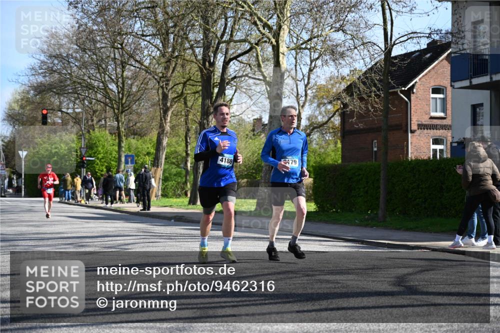 12.04.2026 - 45. Internationalen Wilhelmsburger Insellauf J. Mangold http://msf.ph/oto/9462316 12.04.2026 10:49:00 Ziel 3695, 5039, 2672, 4789, 4661, 5360, 5649, 2649, 2231, 3200, 4185, 2179, 3427, 2635, 2732, 2371, 2732, 2371, 3363, 2661, 4715, 2392, 3036, 2048, 3357 meine-sportfotos.de
