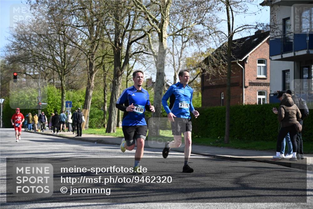 12.04.2026 - 45. Internationalen Wilhelmsburger Insellauf J. Mangold http://msf.ph/oto/9462320 12.04.2026 10:49:00 Ziel 3695, 5039, 2672, 4789, 4661, 5360, 5649, 2649, 2231, 3200, 4185, 2179, 3427, 2635, 2732, 2371, 2732, 2371, 3363, 2661, 4715, 2392, 3036, 2048, 3357 meine-sportfotos.de