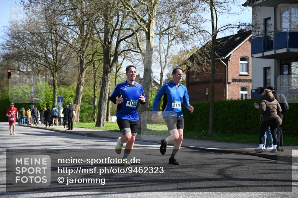 12.04.2026 - 45. Internationalen Wilhelmsburger Insellauf J. Mangold http://msf.ph/oto/9462323 12.04.2026 10:49:00 Ziel 3695, 5039, 2672, 4789, 4661, 5360, 5649, 2649, 2231, 3200, 4185, 2179, 3427, 2635, 2732, 2371, 2732, 2371, 3363, 2661, 4715, 2392, 3036, 2048, 3357 meine-sportfotos.de