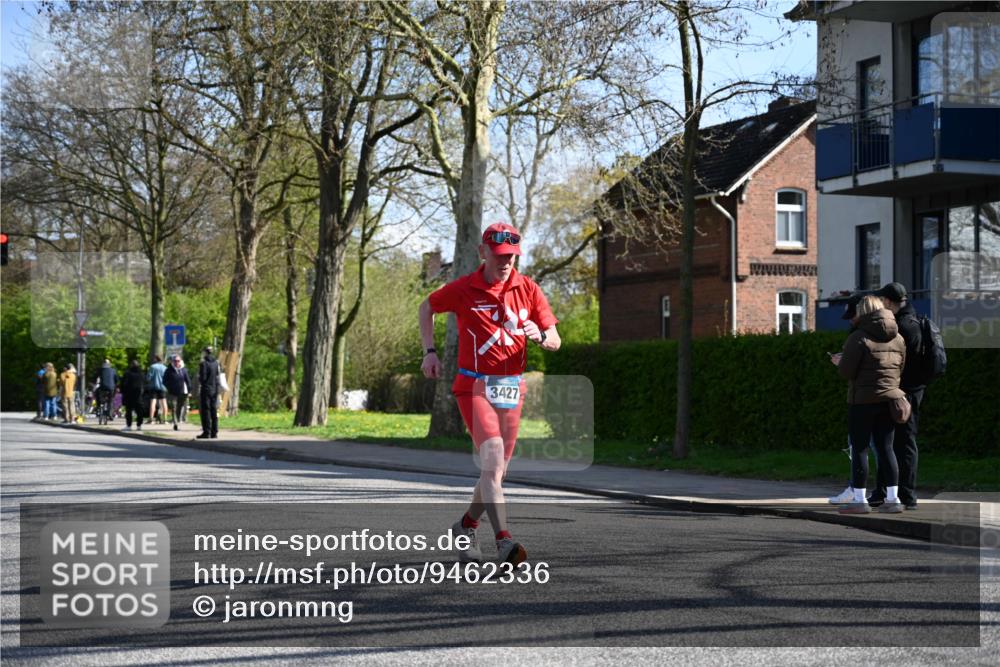 12.04.2026 - 45. Internationalen Wilhelmsburger Insellauf J. Mangold http://msf.ph/oto/9462336 12.04.2026 10:49:07 Ziel 2649, 2231, 3200, 4185, 2179, 3427, 2635, 2732, 2371, 3363, 2661, 4715, 2392, 3036, 2048, 3357, 2655, 5441, 3546 meine-sportfotos.de