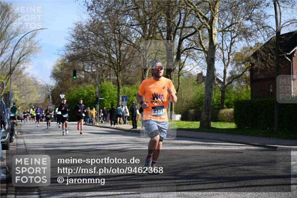 12.04.2026 - 45. Internationalen Wilhelmsburger Insellauf J. Mangold http://msf.ph/oto/9462368 12.04.2026 10:49:12 Ziel 4185, 2179, 3427, 2635, 2732, 2371, 3363, 2661, 4715, 2392, 3036, 2048, 3357, 2655, 5441, 3546, 2618, 2176, 2054 meine-sportfotos.de