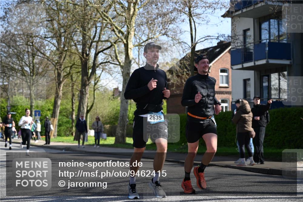 12.04.2026 - 45. Internationalen Wilhelmsburger Insellauf J. Mangold http://msf.ph/oto/9462415 12.04.2026 10:49:19 Ziel 3427, 2635, 2732, 2371, 3363, 2661, 4715, 2392, 3036, 2048, 3357, 2655, 5441, 3546, 2618, 2176, 2054, 3329, 3459 meine-sportfotos.de