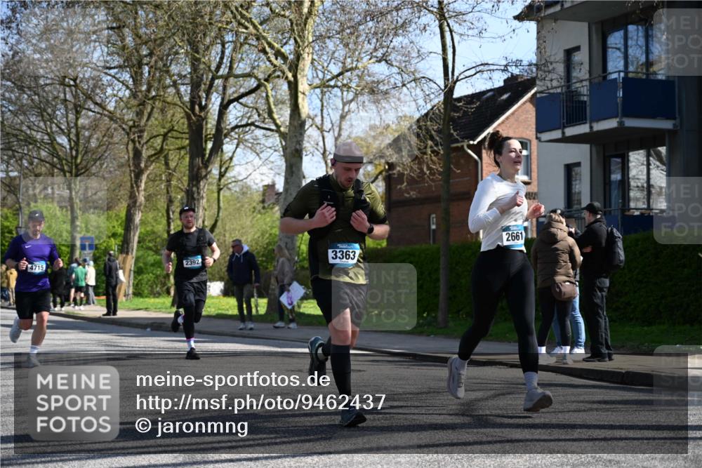 12.04.2026 - 45. Internationalen Wilhelmsburger Insellauf J. Mangold http://msf.ph/oto/9462437 12.04.2026 10:49:23 Ziel 2635, 2732, 2371, 3363, 2661, 4715, 2392, 3036, 2048, 3357, 2655, 5441, 3546, 2618, 2176, 2176, 2054, 3329, 3459, 4855 meine-sportfotos.de