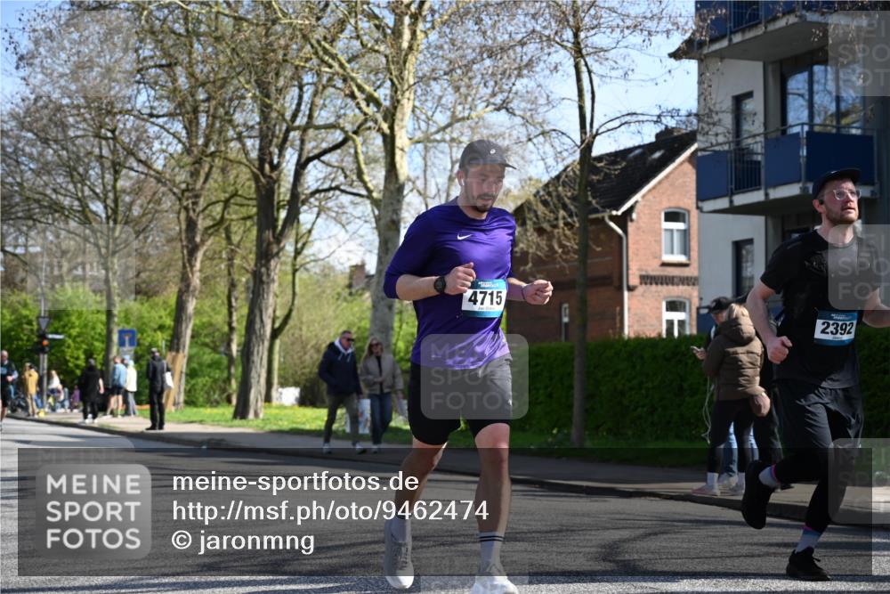 12.04.2026 - 45. Internationalen Wilhelmsburger Insellauf J. Mangold http://msf.ph/oto/9462474 12.04.2026 10:49:26 Ziel 3363, 2661, 4715, 2392, 3036, 2048, 3357, 2655, 5441, 3546, 2618, 2176, 2054, 3329, 3459, 3329, 3459, 4855, 4929 meine-sportfotos.de