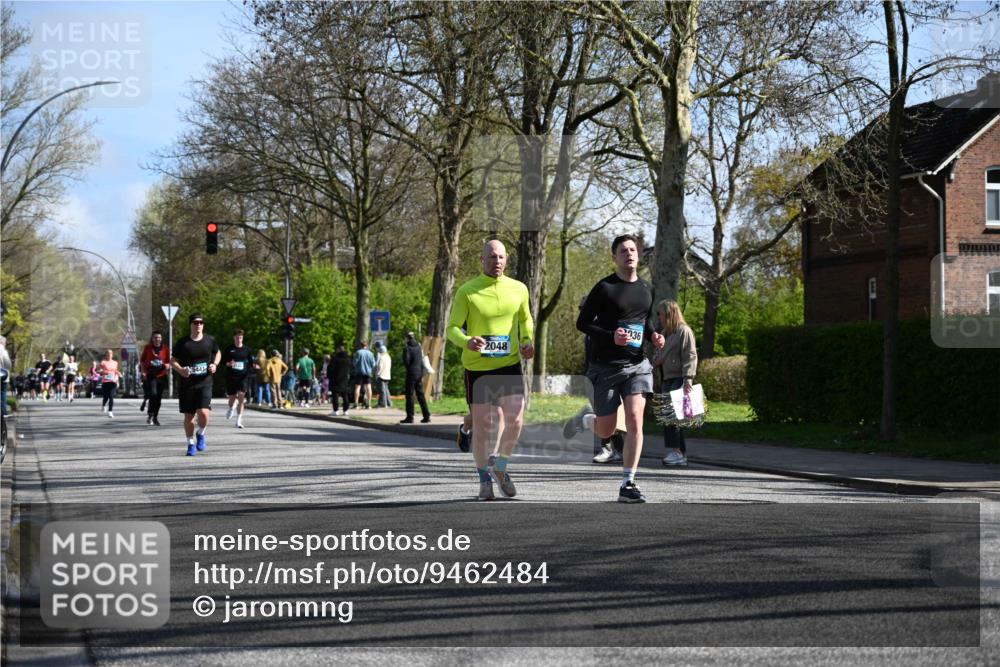 12.04.2026 - 45. Internationalen Wilhelmsburger Insellauf J. Mangold http://msf.ph/oto/9462484 12.04.2026 10:49:32 Ziel 3363, 2661, 4715, 2392, 3036, 2048, 3357, 2655, 5441, 3546, 2618, 2176, 2054, 3329, 3459, 4855, 4929, 4634 meine-sportfotos.de