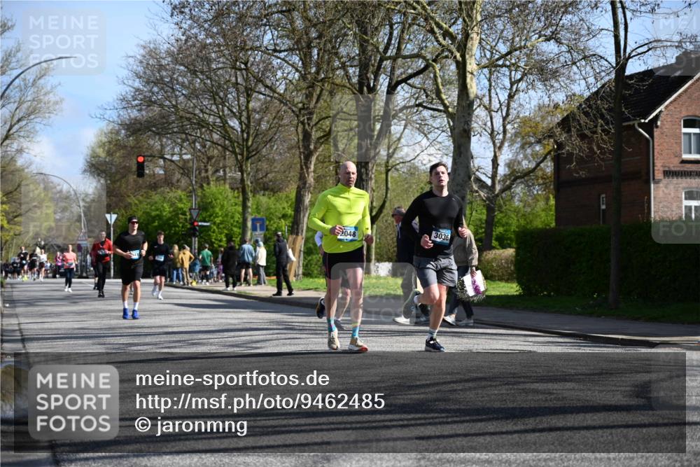 12.04.2026 - 45. Internationalen Wilhelmsburger Insellauf J. Mangold http://msf.ph/oto/9462485 12.04.2026 10:49:32 Ziel 3363, 2661, 4715, 2392, 3036, 2048, 3357, 2655, 5441, 3546, 2618, 2176, 2054, 3329, 3459, 4855, 4929, 4634 meine-sportfotos.de