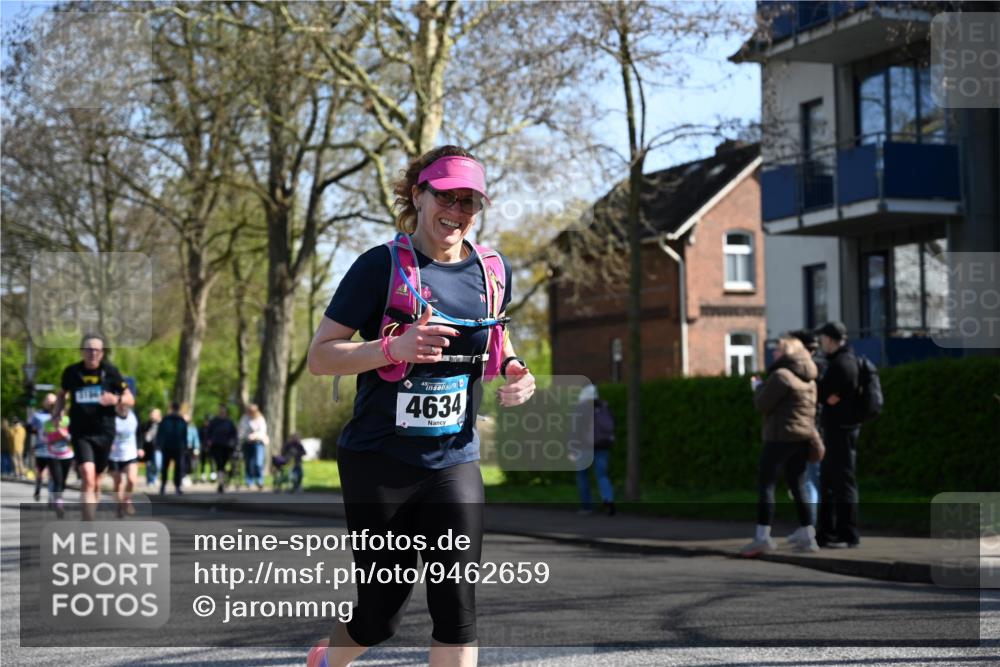 12.04.2026 - 45. Internationalen Wilhelmsburger Insellauf J. Mangold http://msf.ph/oto/9462659 12.04.2026 10:50:05 Ziel 4855, 4929, 4634, 3186, 3326, 3556, 3228, 5041, 5033, 4435, 2720, 3234, 3855, 3855, 2154, 3608, 4903, 2496, 2198, 2197 meine-sportfotos.de