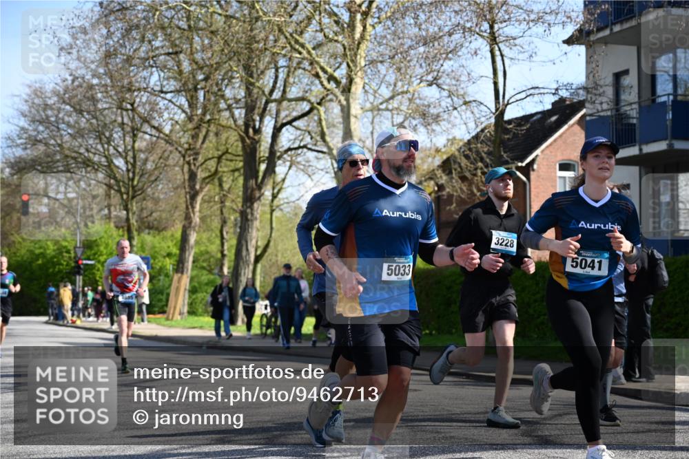 12.04.2026 - 45. Internationalen Wilhelmsburger Insellauf J. Mangold http://msf.ph/oto/9462713 12.04.2026 10:50:12 Ziel 4929, 4634, 3186, 3326, 3556, 3228, 5041, 5033, 4435, 2720, 3234, 3855, 2154, 3608, 4903, 2496, 2496, 2198, 2197 meine-sportfotos.de