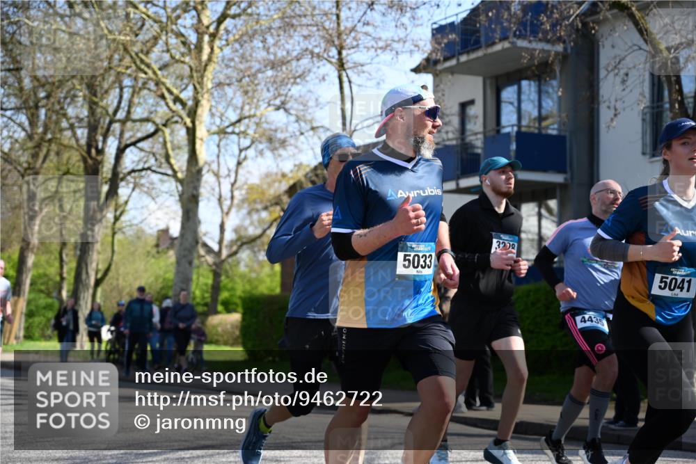 12.04.2026 - 45. Internationalen Wilhelmsburger Insellauf J. Mangold http://msf.ph/oto/9462722 12.04.2026 10:50:12 Ziel 4929, 4634, 3186, 3326, 3556, 3228, 5041, 5033, 4435, 2720, 3234, 3855, 2154, 3608, 4903, 2496, 2496, 2198, 2197 meine-sportfotos.de