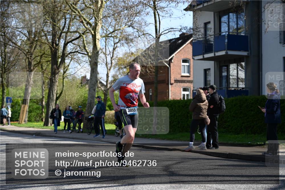 12.04.2026 - 45. Internationalen Wilhelmsburger Insellauf J. Mangold http://msf.ph/oto/9462736 12.04.2026 10:50:14 Ziel 4929, 4634, 3186, 3326, 3556, 3228, 5041, 5033, 4435, 2720, 3234, 3855, 2154, 3608, 4903, 2496, 2198, 2197 meine-sportfotos.de