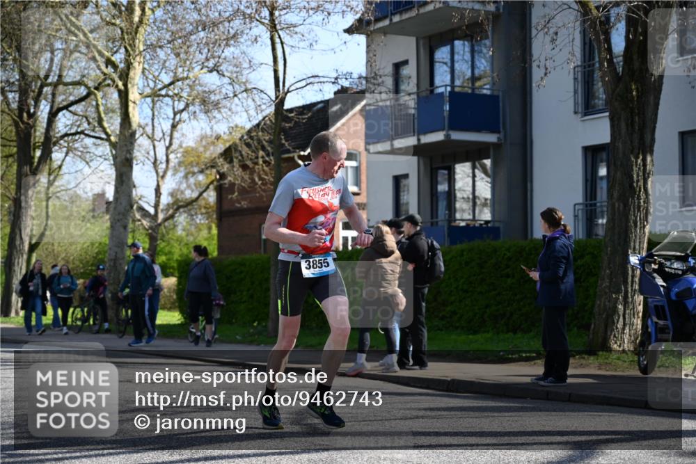 12.04.2026 - 45. Internationalen Wilhelmsburger Insellauf J. Mangold http://msf.ph/oto/9462743 12.04.2026 10:50:15 Ziel 4634, 3186, 3326, 3556, 3228, 5041, 5033, 4435, 2720, 3234, 3855, 2154, 3608, 4903, 2496, 2198, 2197 meine-sportfotos.de