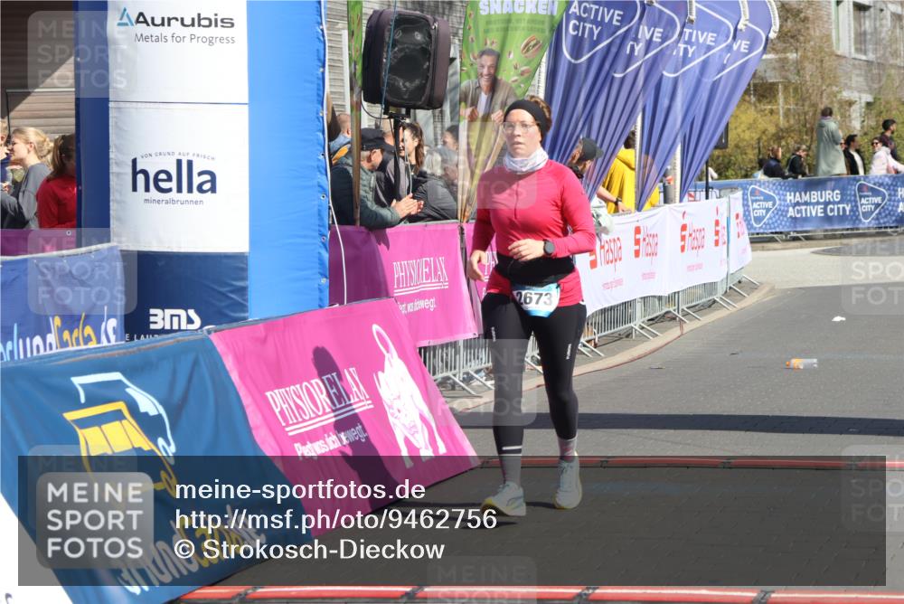 12.04.2026 - 45. Internationalen Wilhelmsburger Insellauf Strokosch-Dieckow http://msf.ph/oto/9462756 12.04.2026 11:11:39 Ziel 2673, 2326, 4633 meine-sportfotos.de