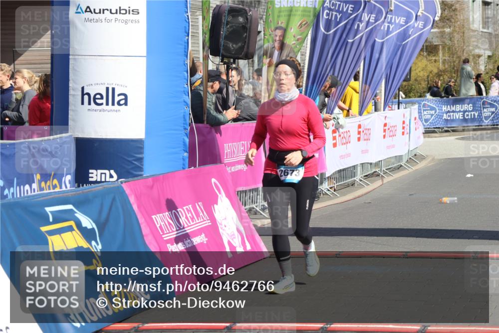 12.04.2026 - 45. Internationalen Wilhelmsburger Insellauf Strokosch-Dieckow http://msf.ph/oto/9462766 12.04.2026 11:11:39 Ziel 2673, 2326, 4633 meine-sportfotos.de