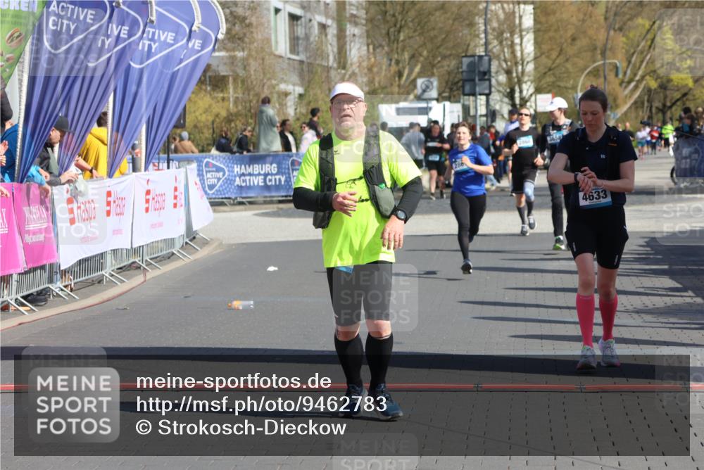 12.04.2026 - 45. Internationalen Wilhelmsburger Insellauf Strokosch-Dieckow http://msf.ph/oto/9462783 12.04.2026 11:11:40 Ziel 2673, 2326, 4633, 2867 meine-sportfotos.de