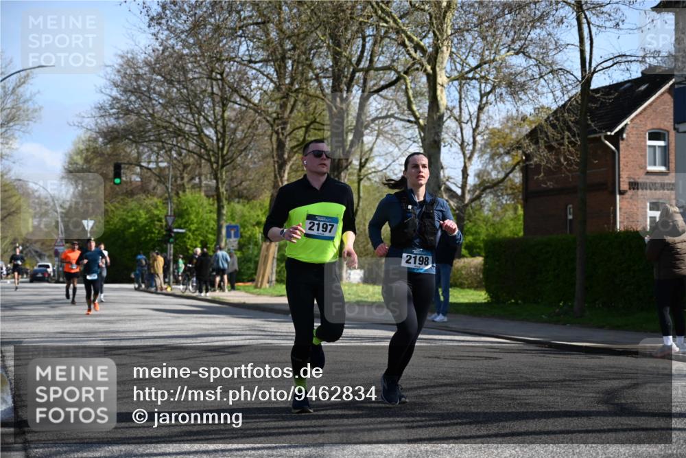 12.04.2026 - 45. Internationalen Wilhelmsburger Insellauf J. Mangold http://msf.ph/oto/9462834 12.04.2026 10:50:44 Ziel 4903, 2496, 2198, 2197, 3039, 3550, 4659, 2935, 5823, 2762, 5618, 4756, 2506, 3996, 5608, 2598, 3049, 4263 meine-sportfotos.de