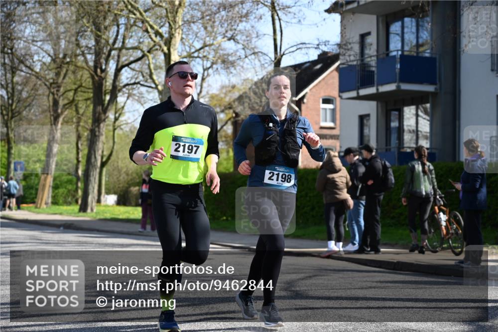 12.04.2026 - 45. Internationalen Wilhelmsburger Insellauf J. Mangold http://msf.ph/oto/9462844 12.04.2026 10:50:44 Ziel 4903, 2496, 2198, 2197, 3039, 3550, 4659, 2935, 5823, 2762, 5618, 4756, 2506, 3996, 5608, 2598, 3049, 4263 meine-sportfotos.de