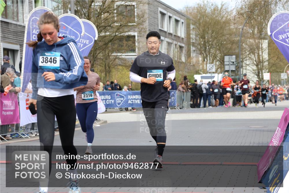 12.04.2026 - 45. Internationalen Wilhelmsburger Insellauf Strokosch-Dieckow http://msf.ph/oto/9462877 12.04.2026 13:17:13 Ziel 3846, 2316 meine-sportfotos.de