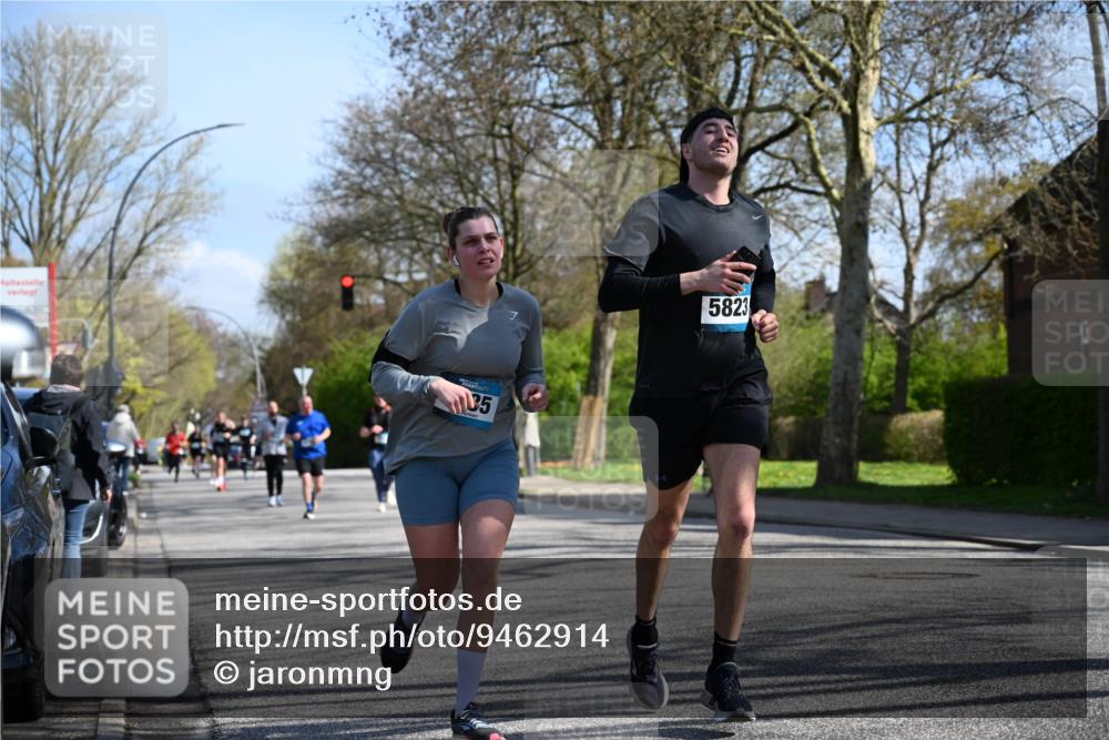 12.04.2026 - 45. Internationalen Wilhelmsburger Insellauf J. Mangold http://msf.ph/oto/9462914 12.04.2026 10:51:00 Ziel 3039, 3550, 4659, 2935, 5823, 2762, 5618, 4756, 2506, 3996, 5608, 2598, 3049, 4263, 5769, 3572, 4503 meine-sportfotos.de