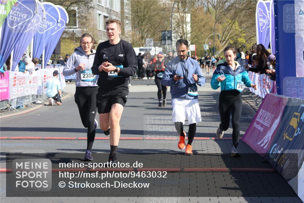 12.04.2026 - 45. Internationalen Wilhelmsburger Insellauf Strokosch-Dieckow http://msf.ph/oto/9463032 12.04.2026 10:53:17 Ziel 2746, 2355, 5491 meine-sportfotos.de