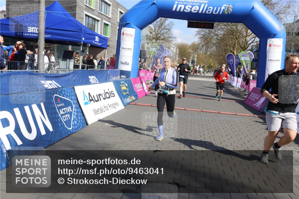 12.04.2026 - 45. Internationalen Wilhelmsburger Insellauf Strokosch-Dieckow http://msf.ph/oto/9463041 12.04.2026 11:12:06 Ziel 4430, 2644, 3112, 2725, 2770 meine-sportfotos.de