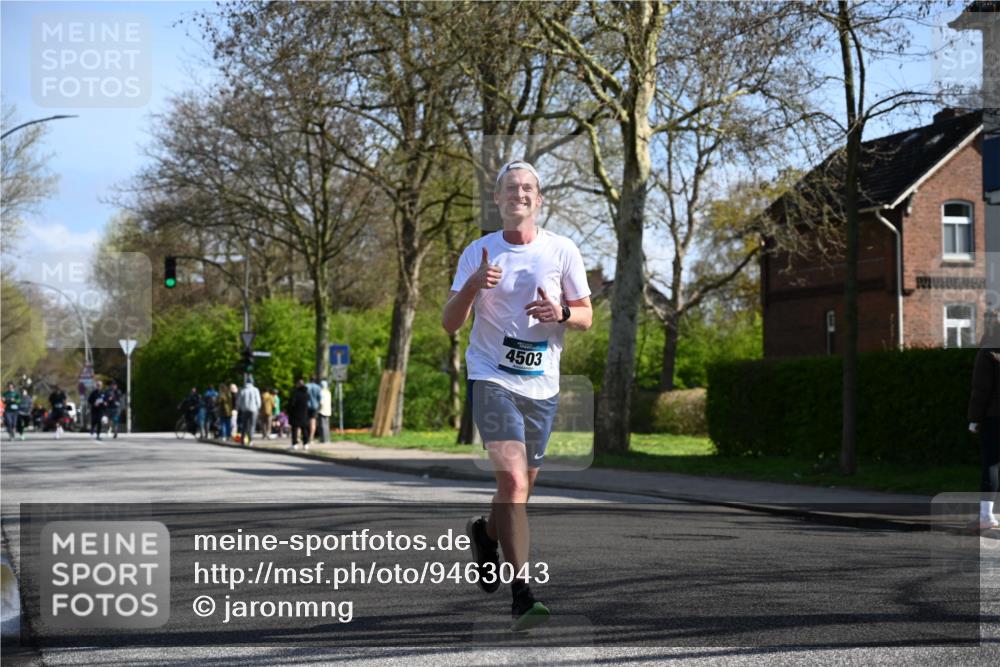 12.04.2026 - 45. Internationalen Wilhelmsburger Insellauf J. Mangold http://msf.ph/oto/9463043 12.04.2026 10:51:29 Ziel 3049, 4263, 5769, 3572, 4503, 3183, 3567, 2729, 5553, 2837, 4541, 2432, 4414, 4414, 5671, 4596, 4024, 5789, 3151, 3674, 3184 meine-sportfotos.de
