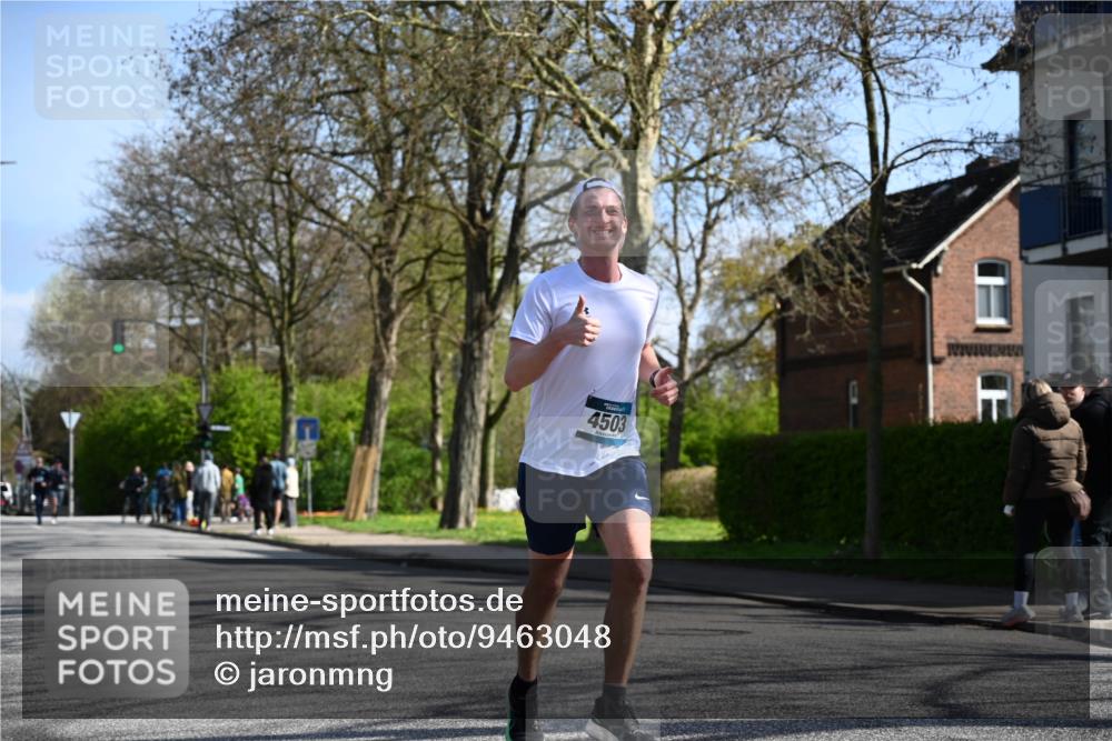 12.04.2026 - 45. Internationalen Wilhelmsburger Insellauf J. Mangold http://msf.ph/oto/9463048 12.04.2026 10:51:29 Ziel 3049, 4263, 5769, 3572, 4503, 3183, 3567, 2729, 5553, 2837, 4541, 2432, 4414, 4414, 5671, 4596, 4024, 5789, 3151, 3674, 3184 meine-sportfotos.de