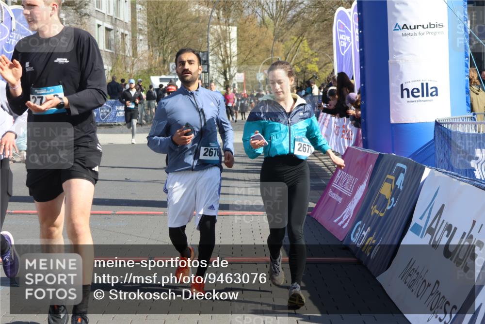 12.04.2026 - 45. Internationalen Wilhelmsburger Insellauf Strokosch-Dieckow http://msf.ph/oto/9463076 12.04.2026 10:53:18 Ziel 2746, 2355, 5491, 3576 meine-sportfotos.de