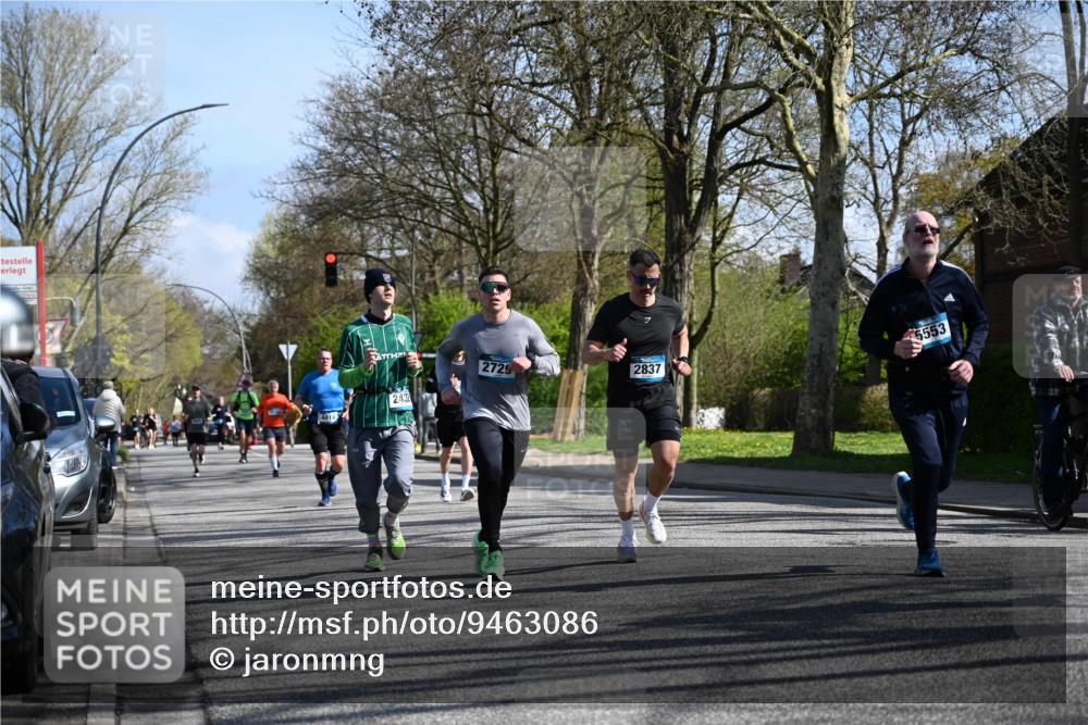12.04.2026 - 45. Internationalen Wilhelmsburger Insellauf J. Mangold http://msf.ph/oto/9463086 12.04.2026 10:51:44 Ziel 3183, 3567, 2729, 5553, 2837, 4541, 2432, 4414, 5671, 5671, 4596, 4024, 5789, 3151, 3674, 3184, 3366, 3923, 3923, 3887, 3102, 3852, 2239, 2256, 2255, 5501, 5574, 4710 meine-sportfotos.de