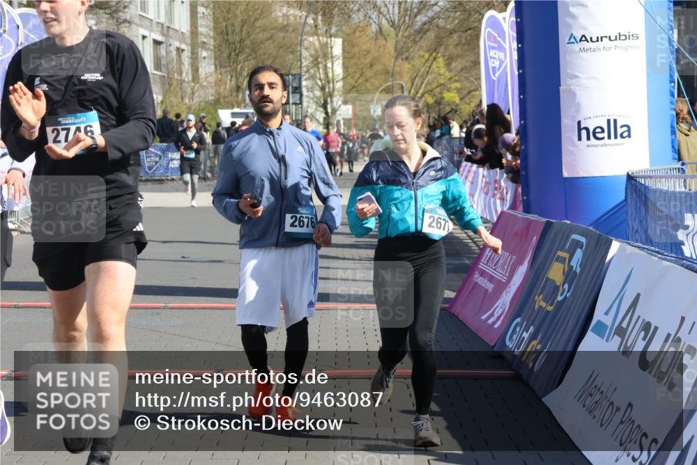 12.04.2026 - 45. Internationalen Wilhelmsburger Insellauf Strokosch-Dieckow http://msf.ph/oto/9463087 12.04.2026 10:53:18 Ziel 2746, 2355, 5491, 3576 meine-sportfotos.de