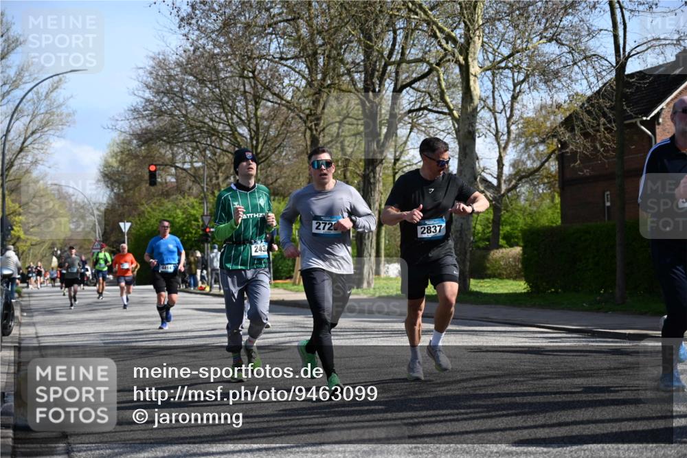 12.04.2026 - 45. Internationalen Wilhelmsburger Insellauf J. Mangold http://msf.ph/oto/9463099 12.04.2026 10:51:45 Ziel 3183, 3567, 2729, 5553, 2837, 4541, 2432, 4414, 5671, 4596, 4024, 5789, 3151, 3674, 3184, 3366, 3923, 3887, 3102, 3887, 3102, 3852, 2239, 2256, 2255, 5501, 5574, 4710 meine-sportfotos.de