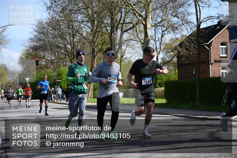 12.04.2026 - 45. Internationalen Wilhelmsburger Insellauf J. Mangold http://msf.ph/oto/9463105 12.04.2026 10:51:45 Ziel 3183, 3567, 2729, 5553, 2837, 4541, 2432, 4414, 5671, 4596, 4024, 5789, 3151, 3674, 3184, 3366, 3923, 3887, 3102, 3887, 3102, 3852, 2239, 2256, 2255, 5501, 5574, 4710 meine-sportfotos.de
