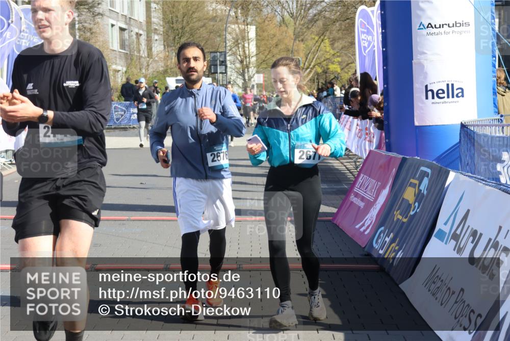 12.04.2026 - 45. Internationalen Wilhelmsburger Insellauf Strokosch-Dieckow http://msf.ph/oto/9463110 12.04.2026 10:53:18 Ziel 2746, 2355, 5491, 3576 meine-sportfotos.de