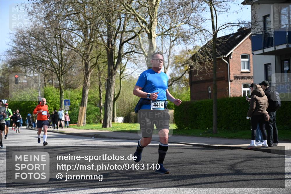 12.04.2026 - 45. Internationalen Wilhelmsburger Insellauf J. Mangold http://msf.ph/oto/9463140 12.04.2026 10:51:50 Ziel 3183, 3567, 2729, 5553, 2837, 4541, 2432, 4414, 5671, 4596, 4024, 5789, 3151, 3674, 3184, 3366, 3923, 3887, 3102, 3852, 2239, 2256, 2255, 5501, 5574, 4710, 4689, 4836 meine-sportfotos.de