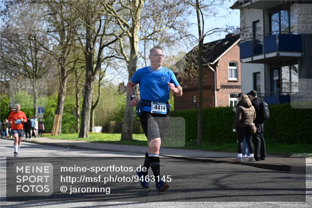 12.04.2026 - 45. Internationalen Wilhelmsburger Insellauf J. Mangold http://msf.ph/oto/9463145 12.04.2026 10:51:50 Ziel 3183, 3567, 2729, 5553, 2837, 4541, 2432, 4414, 5671, 4596, 4024, 5789, 3151, 3674, 3184, 3366, 3923, 3887, 3102, 3852, 2239, 2256, 2255, 5501, 5574, 4710, 4689, 4836 meine-sportfotos.de
